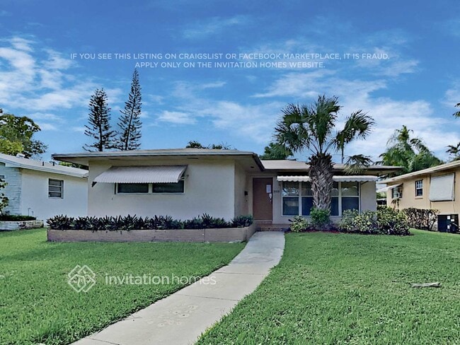 Building Photo - 1008 N Park Rd