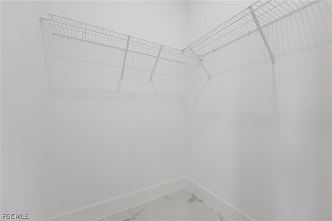 Building Photo - 2713 25th St SW