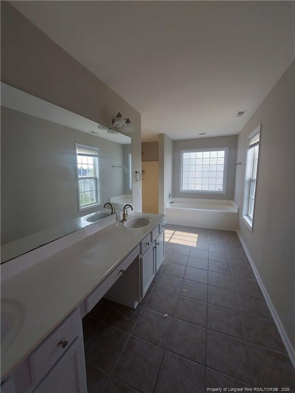 Building Photo - 273 St George Dr