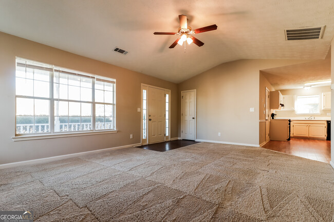 Building Photo - 10631 Cherry Cove