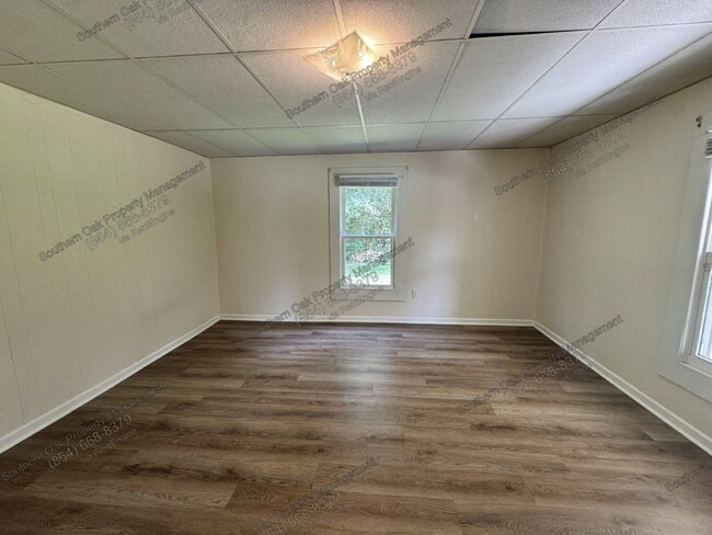 Building Photo - 126 Park Ave