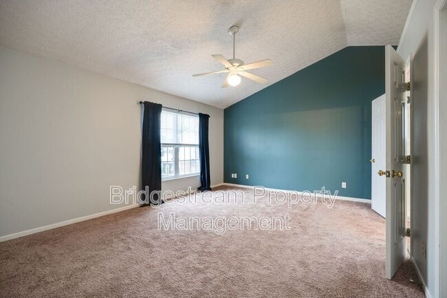 Building Photo - 4448 Forest Ridge Blvd
