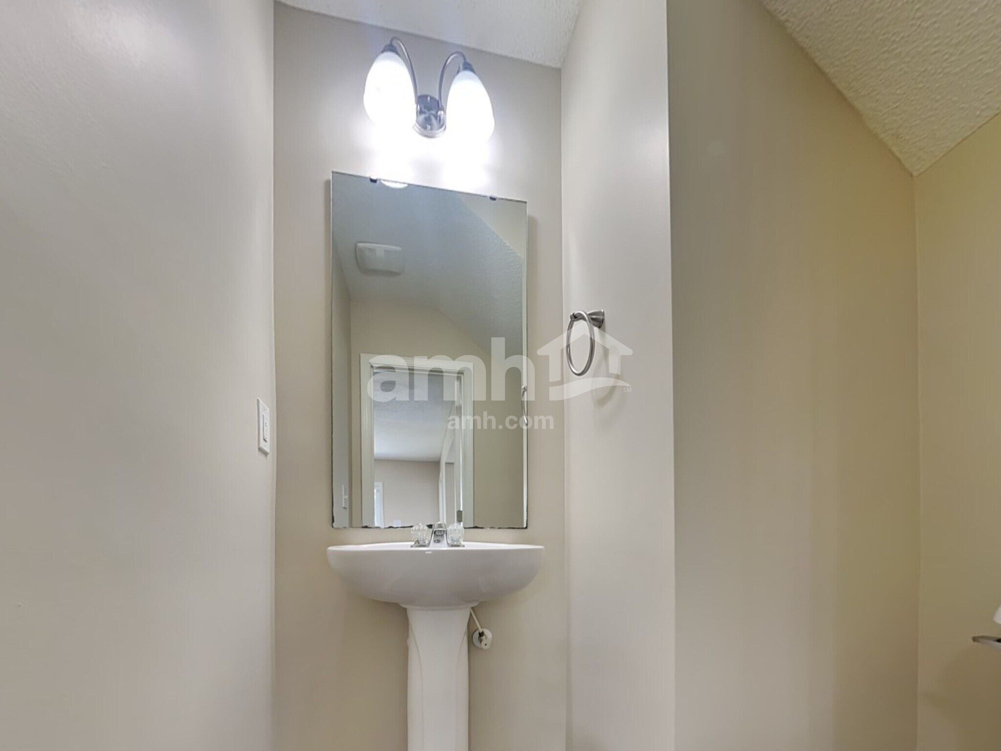 Building Photo - 314 Brickhope Ln