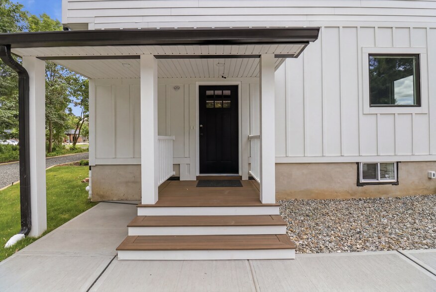 Building Photo - 134 Snyder Ave