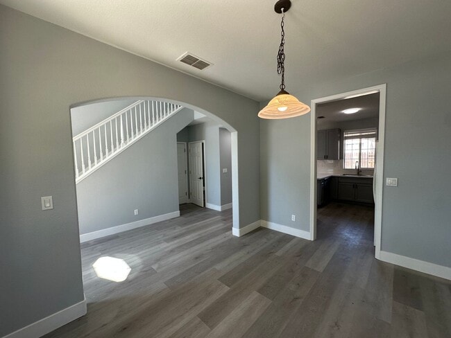 Building Photo - 1435 Lever Blvd