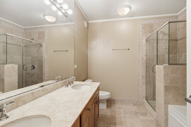 Building Photo - 201 N Westshore Dr