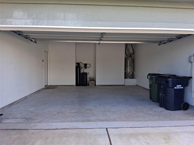 Building Photo - 2121 Golden Grain Ln