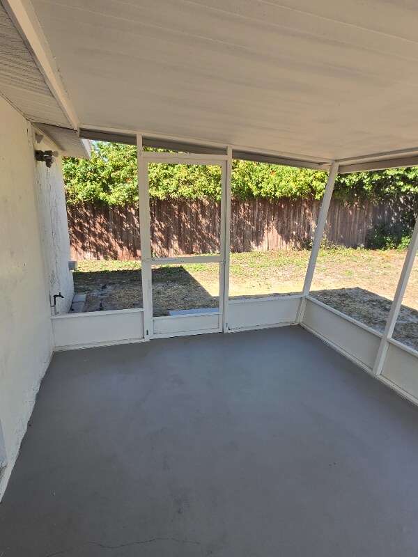 Building Photo - 7213 Seward Dr