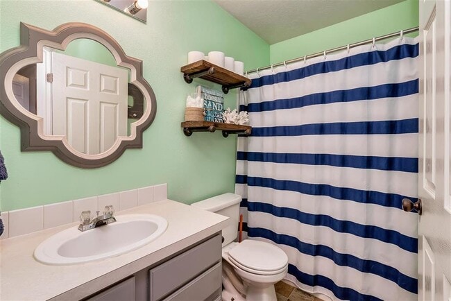 Building Photo - Cute Kuna home in the Farmhouse subdivision