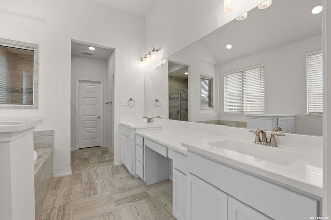 Building Photo - 1732 Doubleday Ln