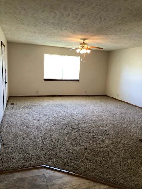 Building Photo - 601 S Hickory St