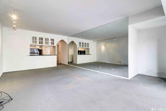 Building Photo - 1177 California St