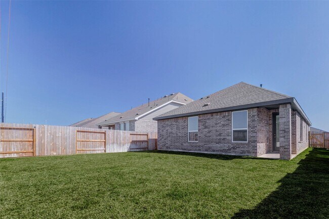 Building Photo - 27410 Sweetwater Bay Dr