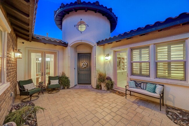 Building Photo - Private Cul-de-Sac Estate in Gated Summerlin with Pool, Spa & Outdoor Living