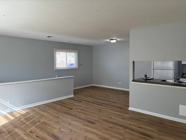 Building Photo - 20115 Ash Ln