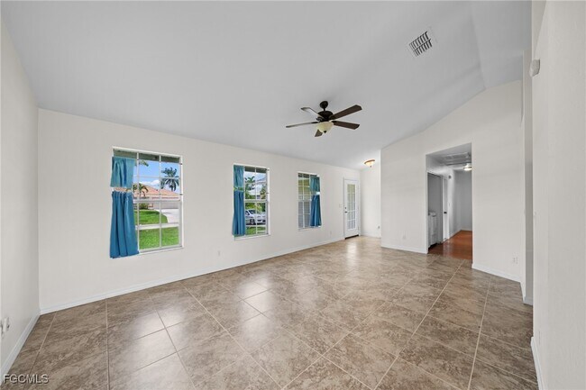 Building Photo - 3911 SW 11th Pl