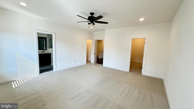 Building Photo - 20265 Oak Bluff Dr