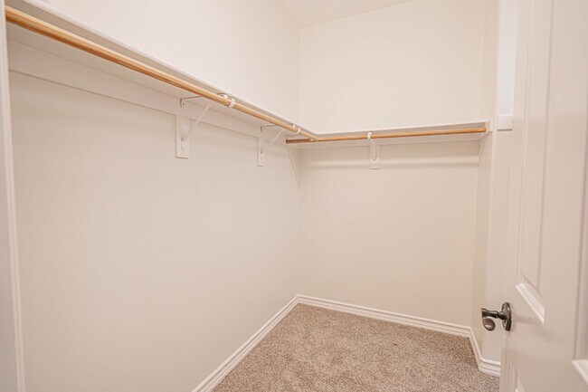 Building Photo - Westridge 4 Bedroom Home for Rent.