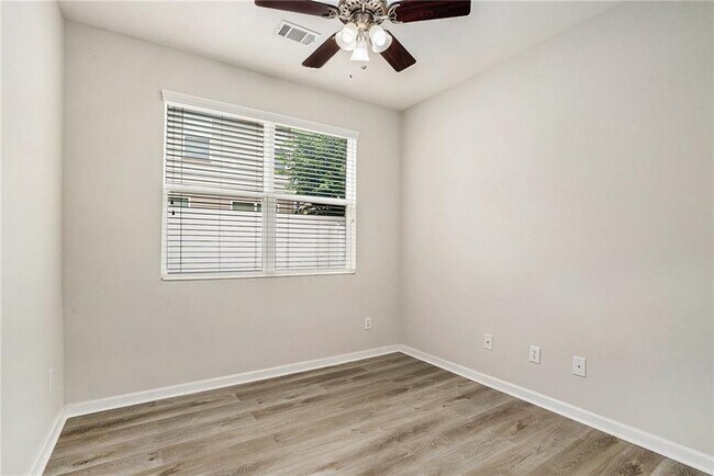 Building Photo - 3660 Roseman Landing