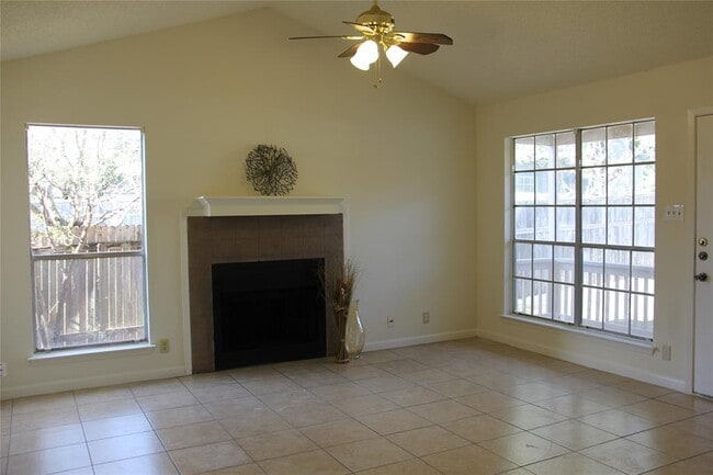 Building Photo - 11611 Rustic Rock Dr