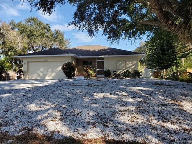 Building Photo - Venice, FL 3BR/2BA/2CG Single Family Home