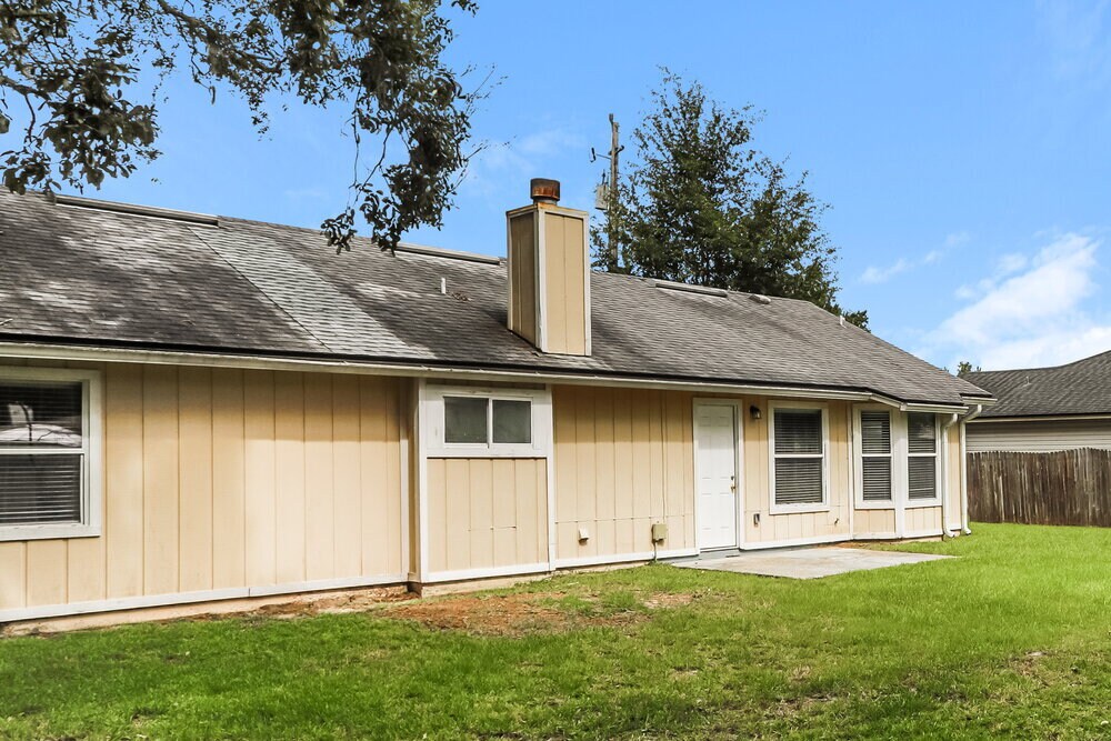 Building Photo - 1903 Farm Way