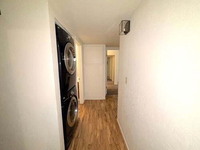 Building Photo - Rollin' on the River - Top Story Riverfront Condo