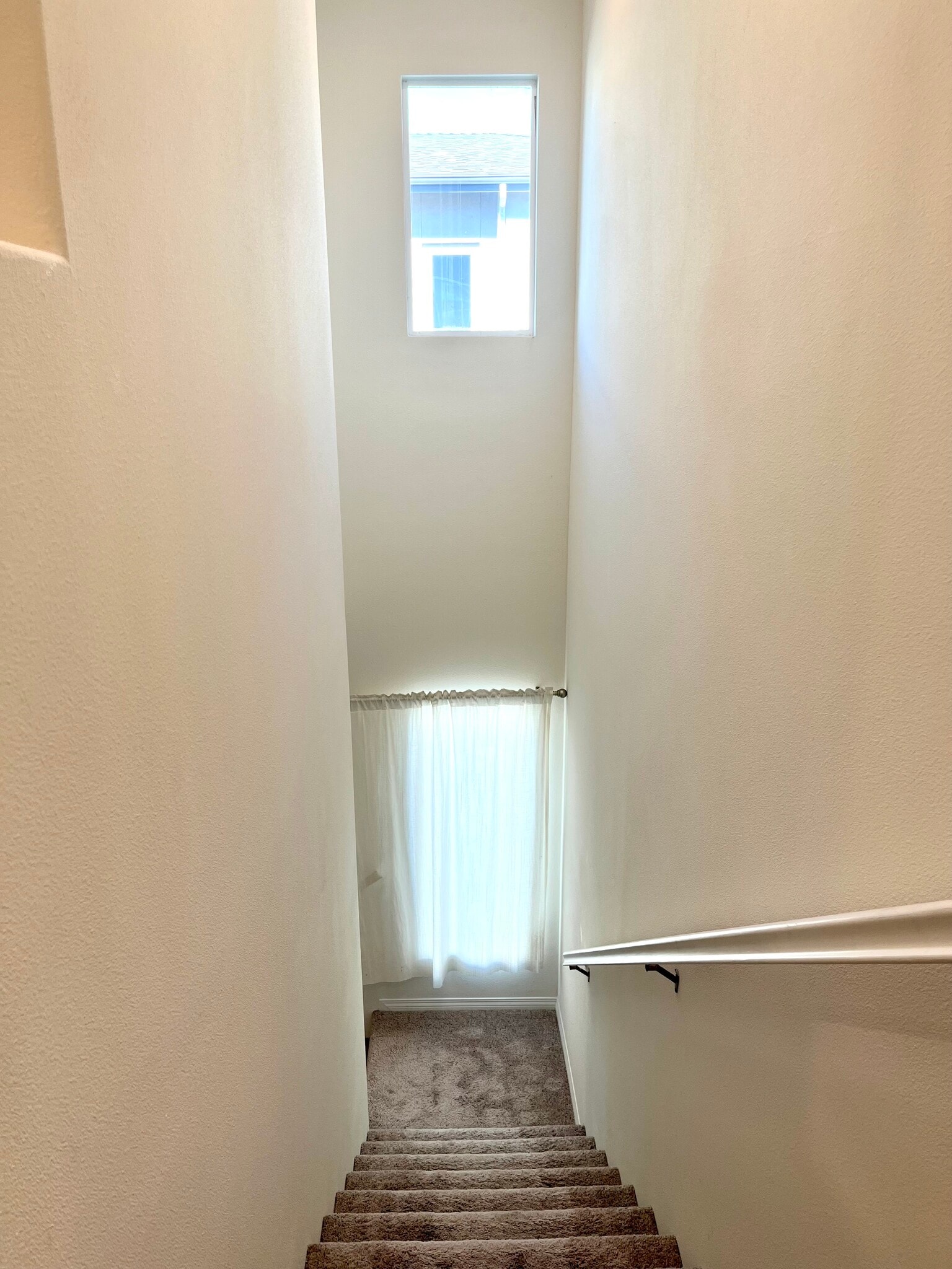 stairwell - 14045 Pearl Ln