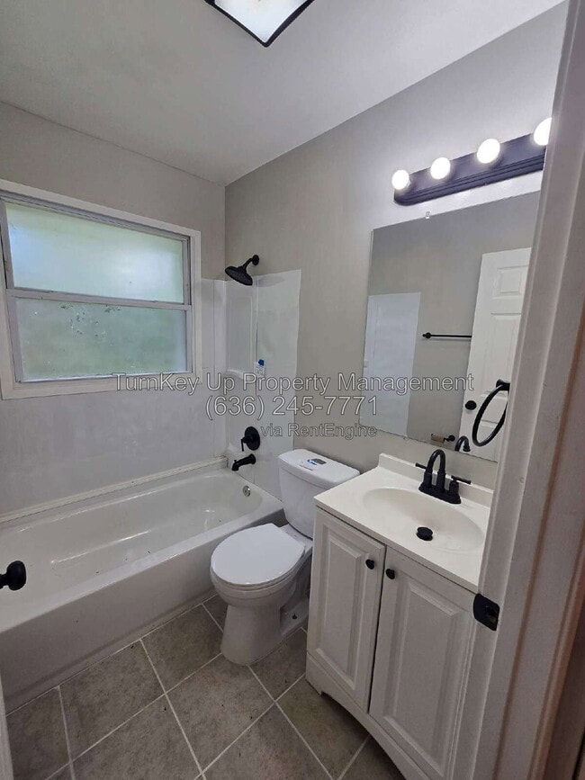 Building Photo - 312 Banff Cir