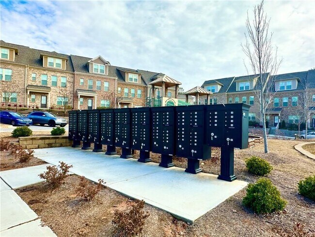 Building Photo - 3668 Hidden Valley Cir