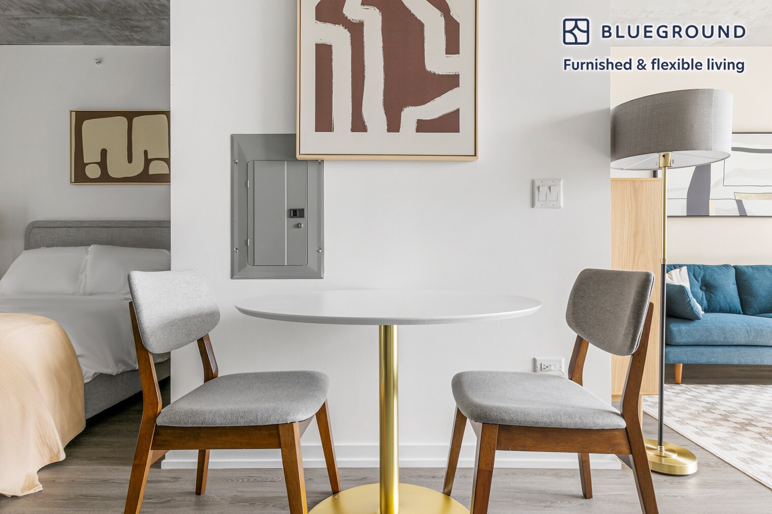 Building Photo - 460 W Chicago Ave