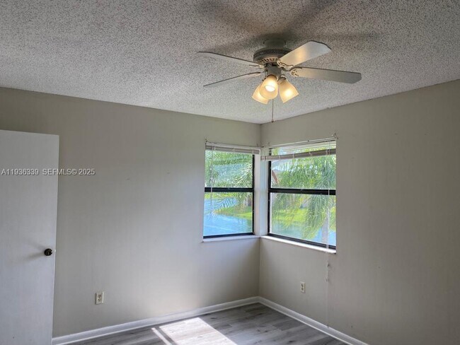 Building Photo - 1149 Independence Trail