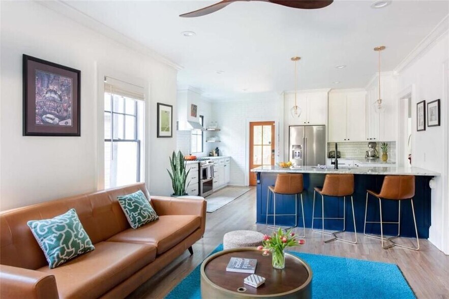 Building Photo - 192 Stovall St SE