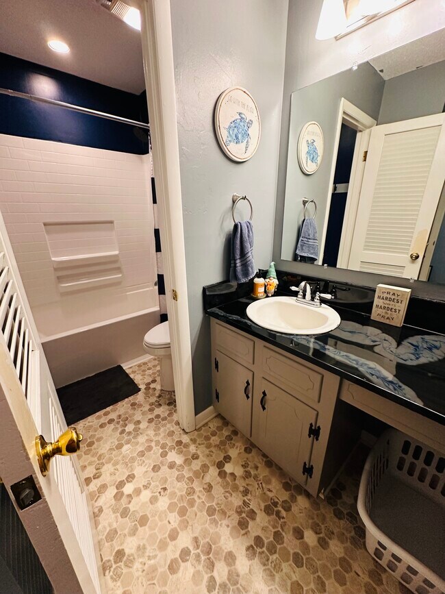 Building Photo - 4654 US-70