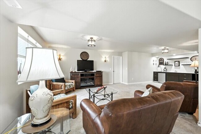 Building Photo - 12695 Black Hills Dr
