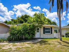 Building Photo - 1017 Amble Ln