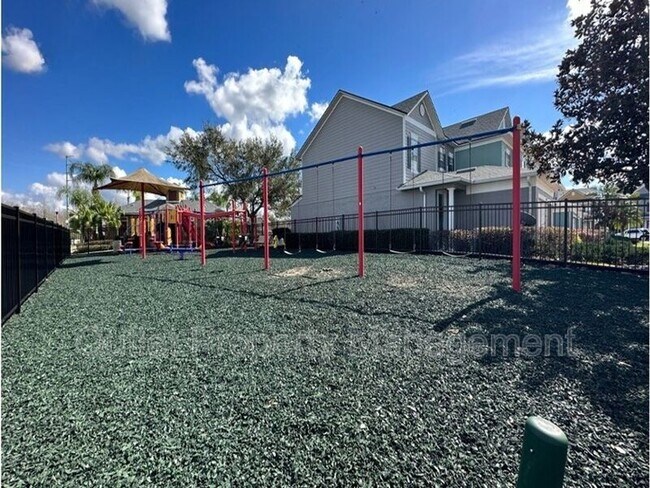 Building Photo - 6114 Chapledale Dr