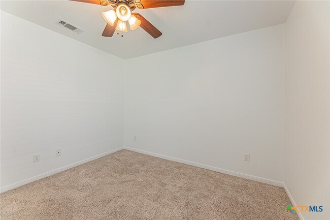 Building Photo - 3603 Salt Fork Dr