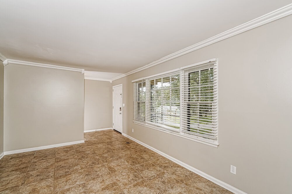 Building Photo - 120 Von Dale Dr