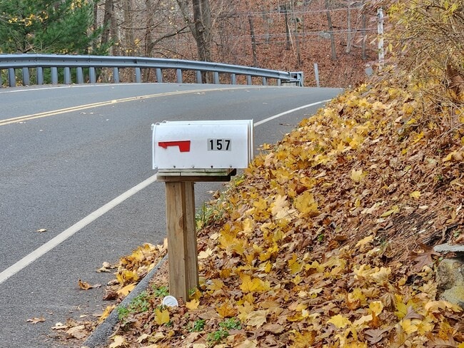 Building Photo - 157 Ball Pond Rd