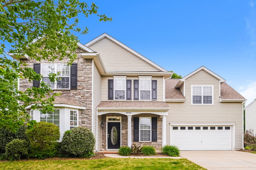 Primary Photo - 4600 Sandtyn Dr