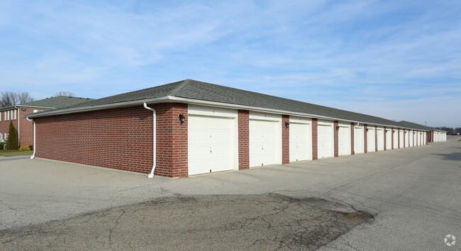 Garage - Baltimore Estates