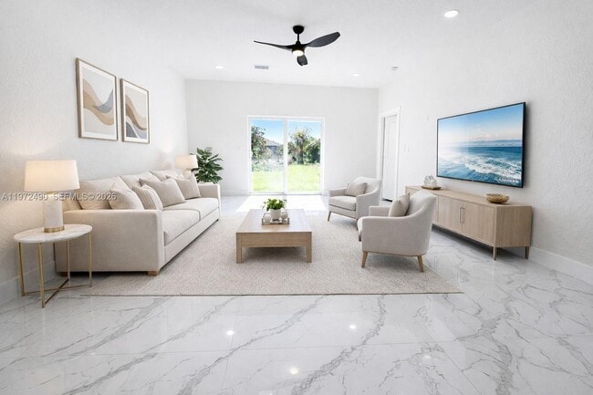 Building Photo - 2423 Milton Ave S