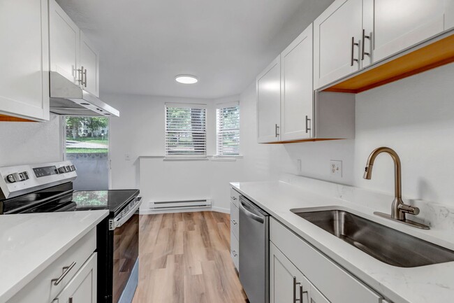 Building Photo - Remodeled 1 bed 1 bath condo for rent at V...