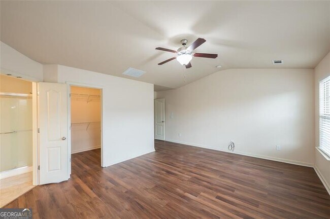 Building Photo - 1555 Creek Bend Ln NW