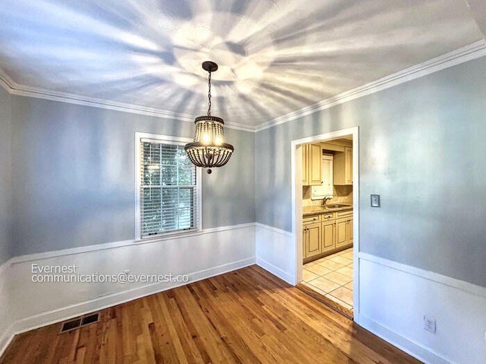 Building Photo - 3563 Aurora Cir