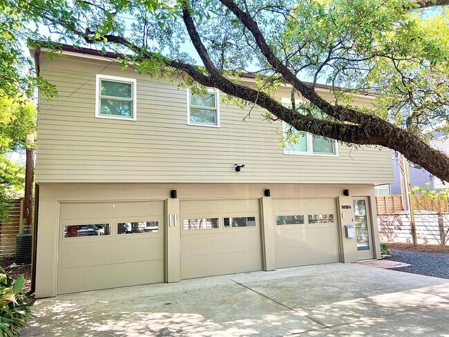 Primary Photo - 1419 Branard St