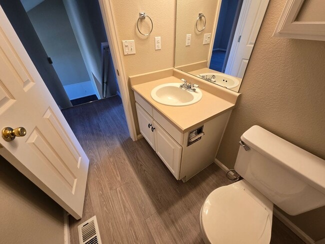 Building Photo - Beautiful and Fresh Updated Four Bedroom Home on a Corner Lot in Rock Creek!