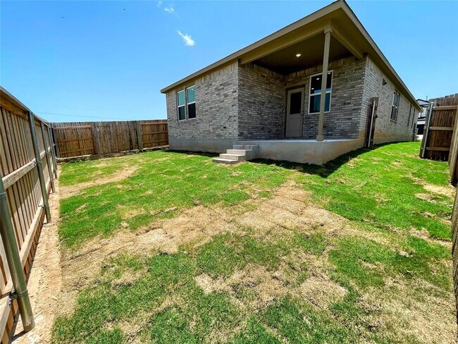 Building Photo - 173 Golden Bell Wy