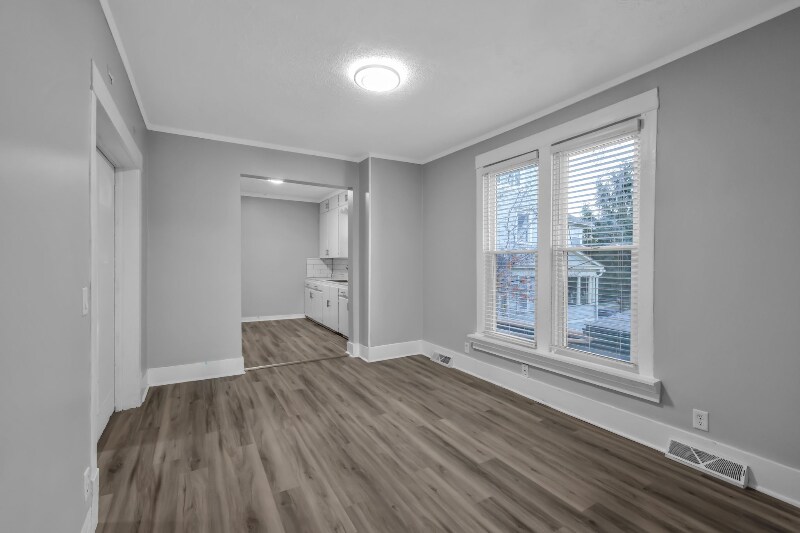 Building Photo - 3860 Dodge St